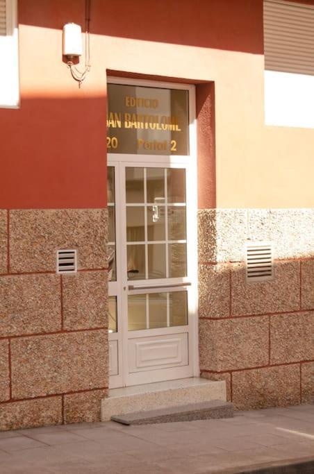 Apartamento Espacioso Cerca De La Playa Con Aire Acondicionado Διαμέρισμα Moaña Εξωτερικό φωτογραφία